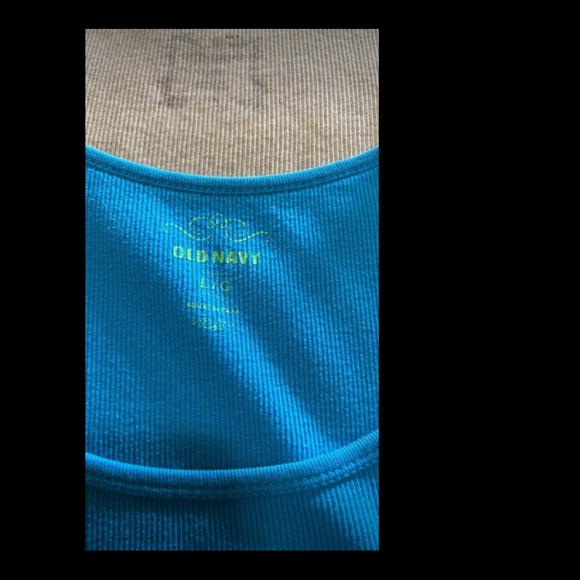 Lot of 9 OLD NAVY tanks - Picture 4 of 10